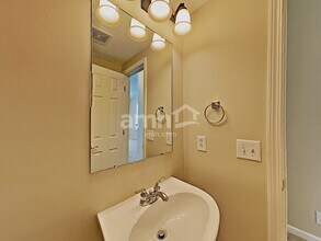 1520 Bridgecrest Dr in Nashville, TN - Building Photo - Building Photo