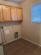 10214 E 37th St in Yuma, AZ - Foto de edificio - Building Photo