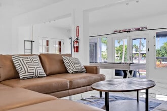 1712 NE 18th Ave in Fort Lauderdale, FL - Building Photo - Building Photo