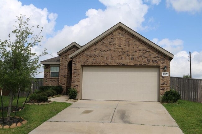 property at 18527 Gold Holw Ct