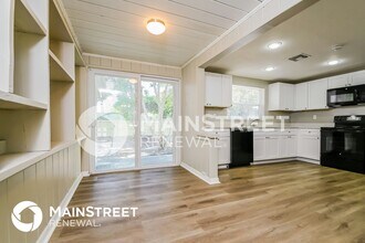 3620 Stardust Pl in Sarasota, FL - Building Photo - Building Photo