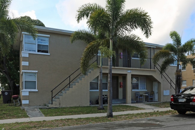 708-716 Douglass Ave