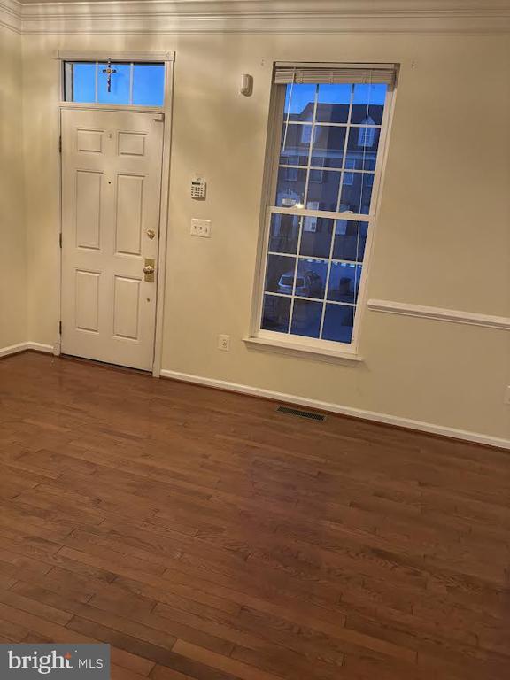 property at 43725 Banshee Heights Terrace