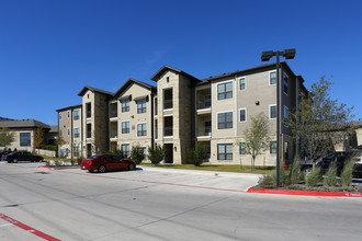 Alvista Round Rock in Round Rock, TX - Foto de edificio - Building Photo