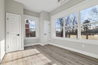 582 Main St in Shrewsbury, MA - Building Photo - Building Photo