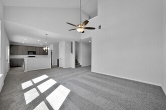 2140 Cedar Bnd Dr in Conroe, TX - Building Photo - Building Photo