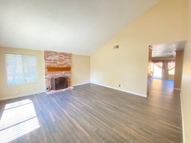 543 Cambridge Dr in Benicia, CA - Building Photo - Building Photo