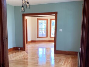 49 Chapel St, Unit Apt 1 in South Portland, ME - Building Photo - Building Photo