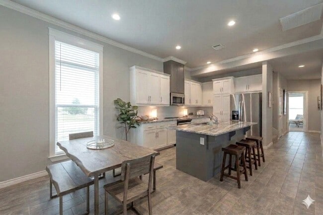 property at 3617 Kenyon Dr