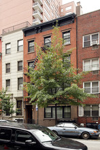 246 E 33rd St in New York, NY - Building Photo - Building Photo