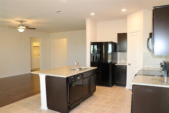 1032 Hillrose Dr in Leander, TX - Building Photo - Building Photo