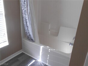 3208 71st St W in Lehigh Acres, FL - Building Photo - Building Photo