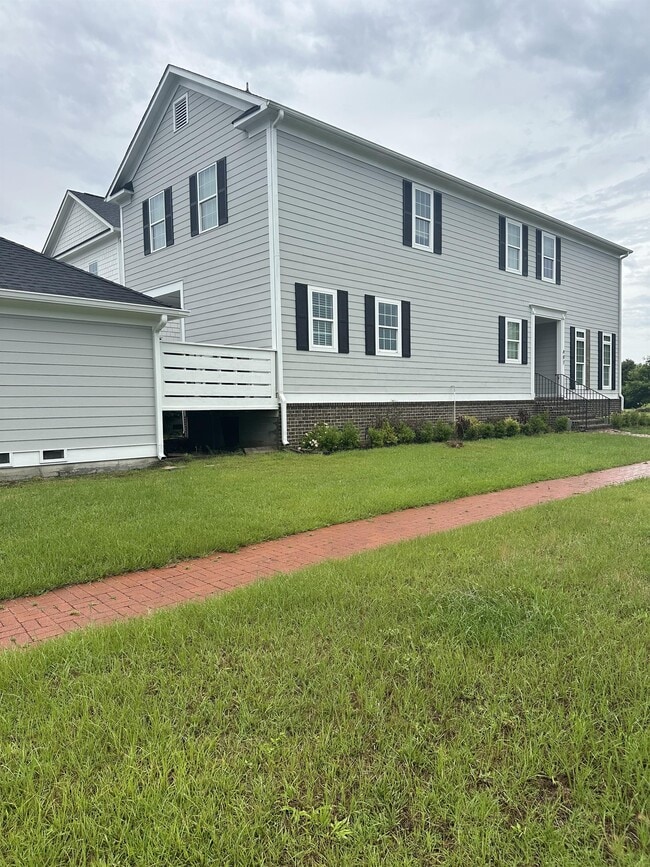 407 Reserve Way in Savannah, GA - Foto de edificio - Building Photo