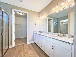 3804 Crosswater Dr in North Fort Myers, FL - Building Photo - Building Photo