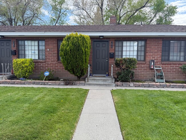 property at 1060 E Taylor St
