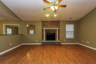 17913 Sanibel Cir in Noblesville, IN - Building Photo - Building Photo