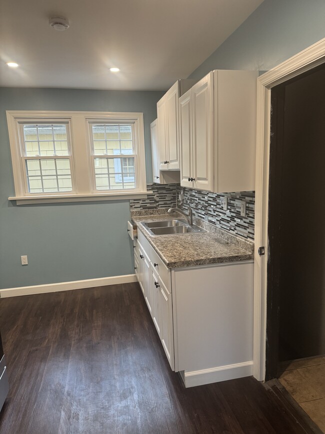 property at 17107 Kenyon Rd