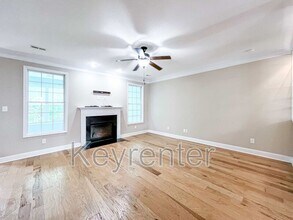 3610 Wellsburg Way in Knoxville, TN - Foto de edificio - Building Photo