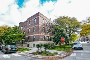 1148 W Waveland Ave, Unit 3 in Chicago, IL - Building Photo