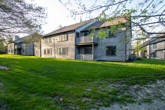 1813 Meerbrook Ct in Cherry Hill, NJ - Building Photo - Building Photo