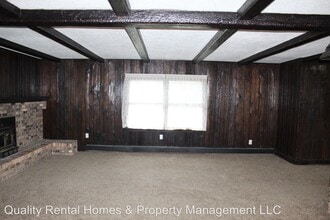 4450 E Atherton Rd in Burton, MI - Building Photo - Building Photo