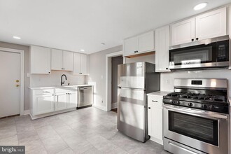 1614 N Broom St in Wilmington, DE - Foto de edificio - Building Photo