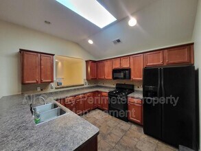 117 Cottage Club Dr in Locust Grove, GA - Building Photo - Building Photo