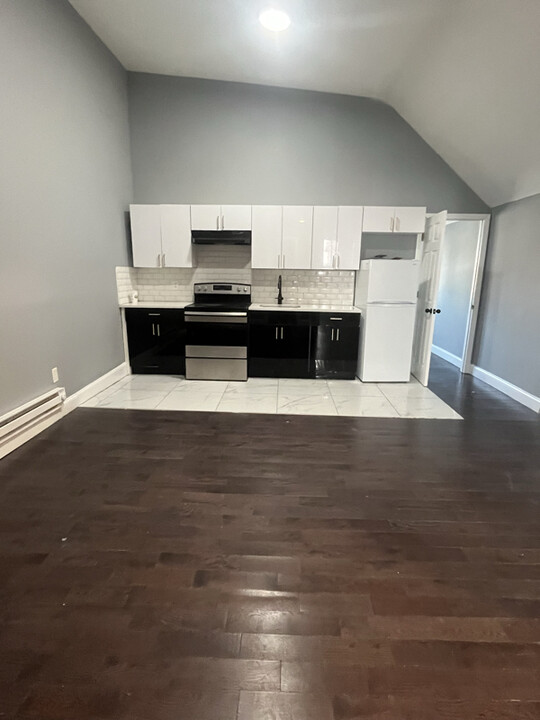 145 Sherman Ave in Newark, NJ - Building Photo