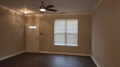 2222 Valley Haven Dr in Raleigh, NC - Building Photo - Building Photo