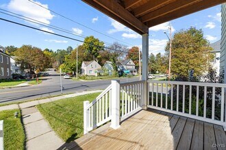 401 Valley Dr in Syracuse, NY - Foto de edificio - Building Photo
