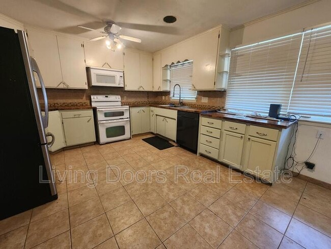 property at 3870 Steele Ave