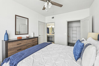 Enclave at La Frontera in Round Rock, TX - Building Photo - Building Photo