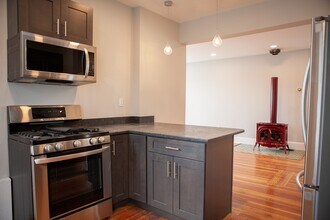 19 Rowell St in Boston, MA - Building Photo - Building Photo