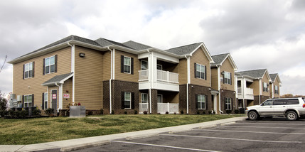 Concord Gardens in Clarksville, TN - Building Photo - Building Photo