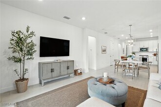 1863 Mesa LN in Naples, FL - Building Photo - Building Photo