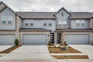 8925 Enclave Wy in Roanoke, TX - Building Photo