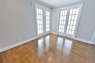 248 Mott St, Unit 5-6 in New York, NY - Building Photo