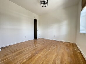 29 Brainerd Rd, Unit 205 in Boston, MA - Foto de edificio - Building Photo