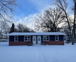 7703 Northridge Dr in Omaha, NE - Building Photo