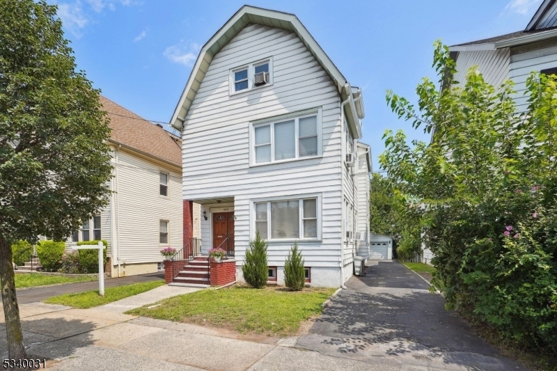 403 Abington Ave-Unit -2 in Bloomfield, NJ - Building Photo