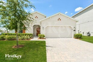 921 Carmillion Ct, Unit E in Groveland, FL - Building Photo