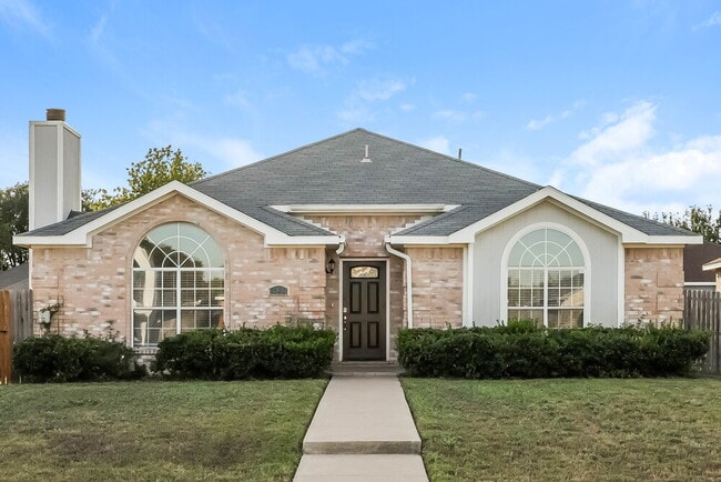 property at 1521 Becky Ln