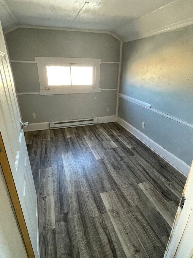 1523 E Washington St in Muncie, IN - Building Photo - Building Photo