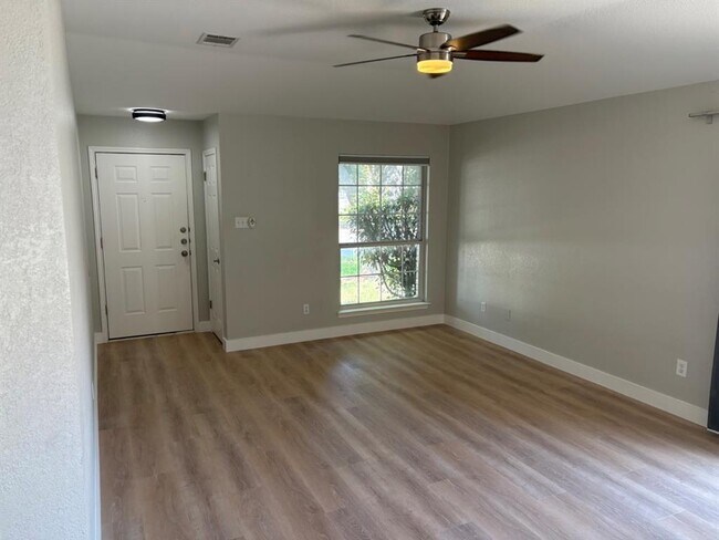 1207 Shaun Dr in Cedar Park, TX - Building Photo - Building Photo