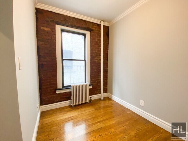 East 13th Street in New York, NY - Building Photo - Building Photo