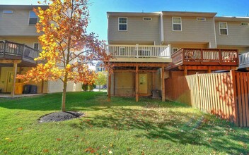 6851 Archibald Dr in Glen Burnie, MD - Building Photo - Building Photo