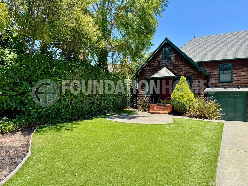 2020 Fifth Ave in San Rafael, CA - Building Photo