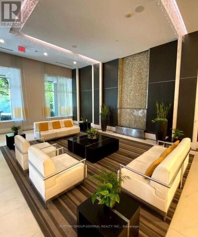 181 Wynford Dr in Toronto, ON - Building Photo - Building Photo