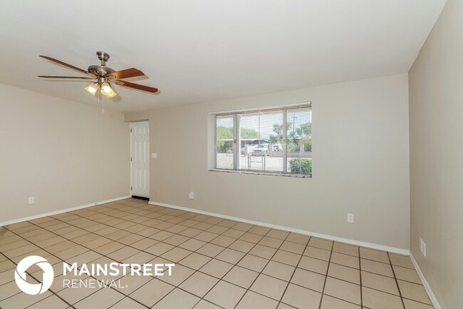 property at 4917 N Sunrise Ave