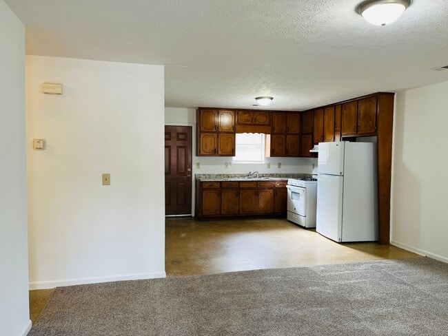 812 E Tinsley St in Griffin, GA - Building Photo - Building Photo